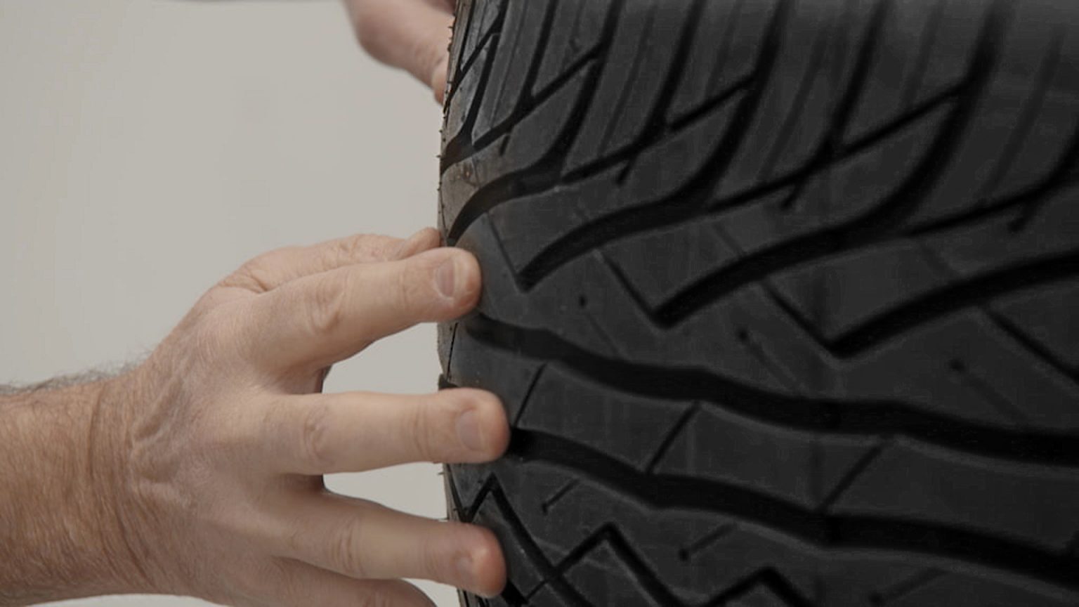 Understanding Tyre Wear With Our Tyre Wear Guide