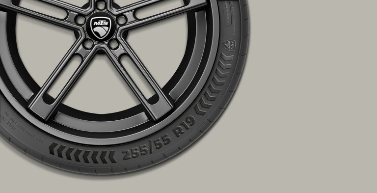 What does the writing on my tyres mean?